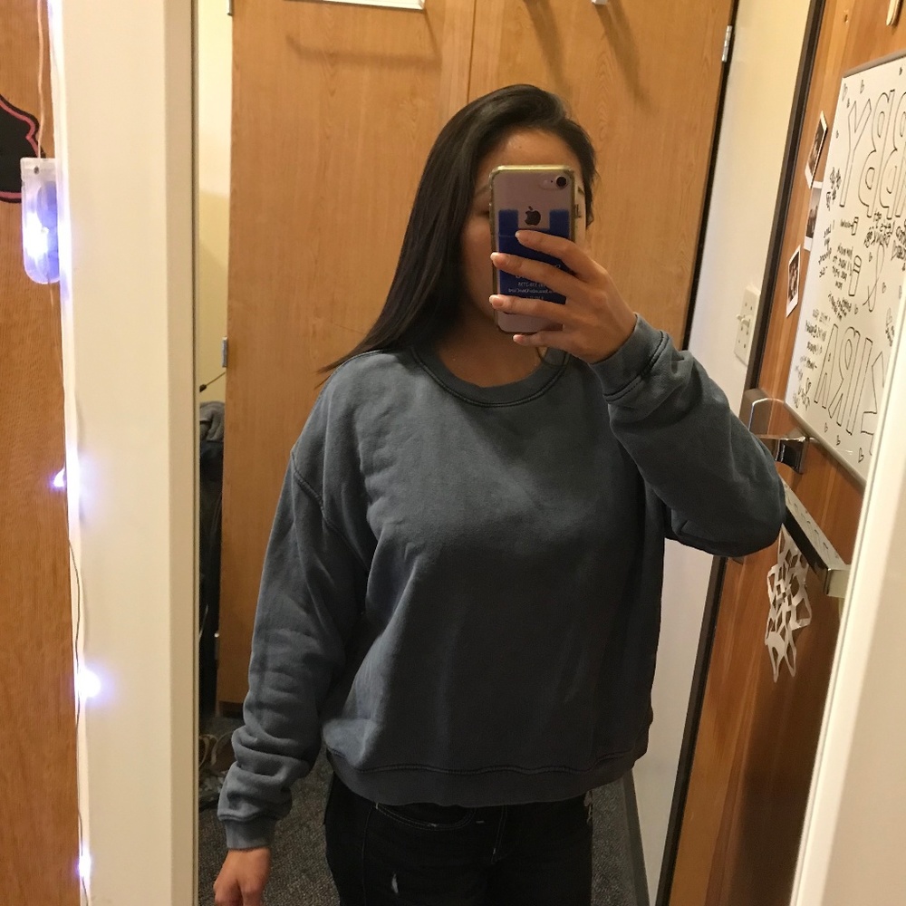 American Eagle Outfitters oversized sweatshirt